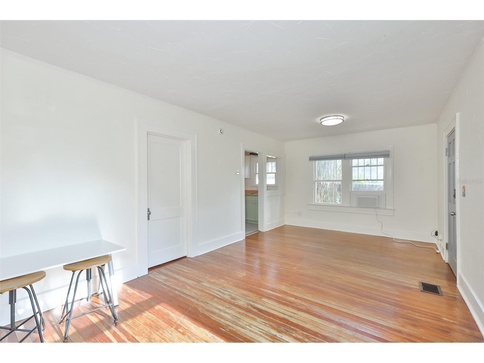 340 Moffett Court N Saint Petersburg FL 33701 TB8515307 image4