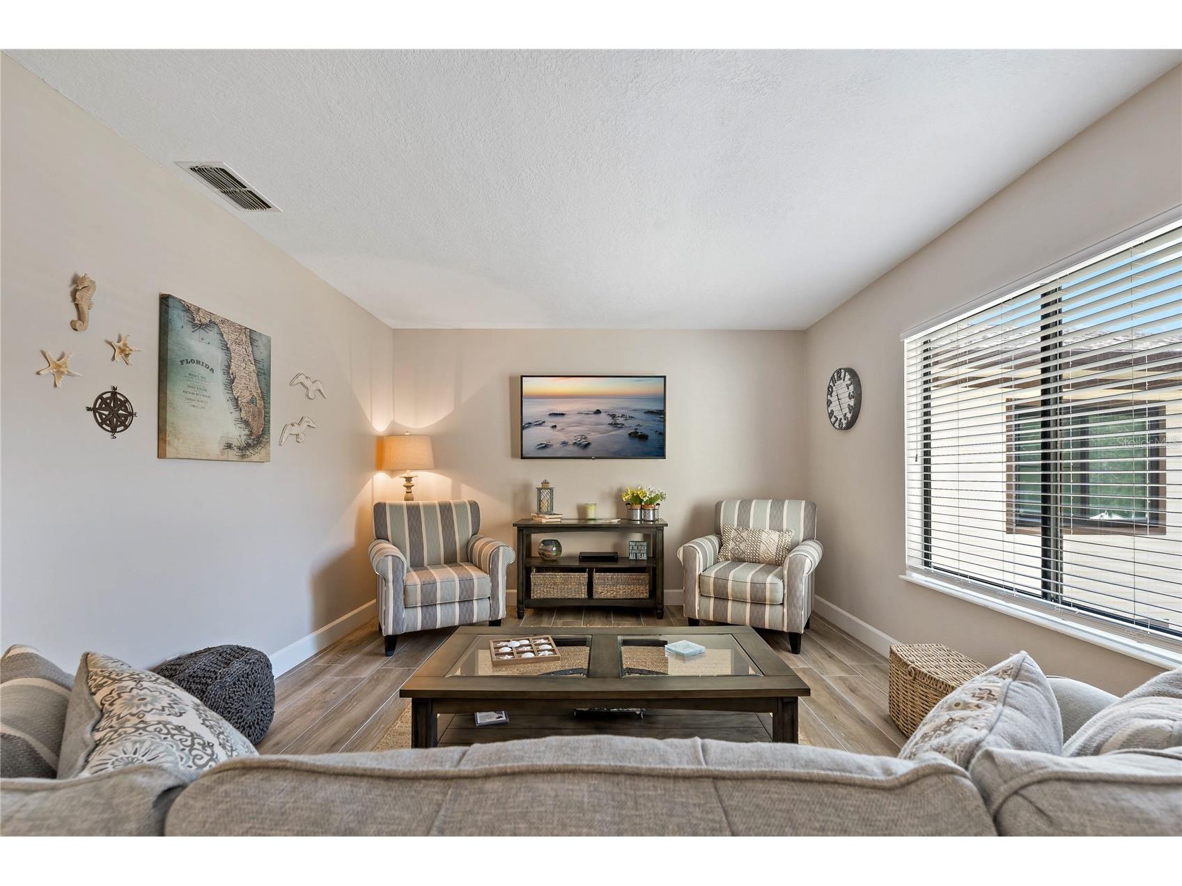 340 Moorings Cove Drive #3G Tarpon Springs FL 34689 TB8496394 image5
