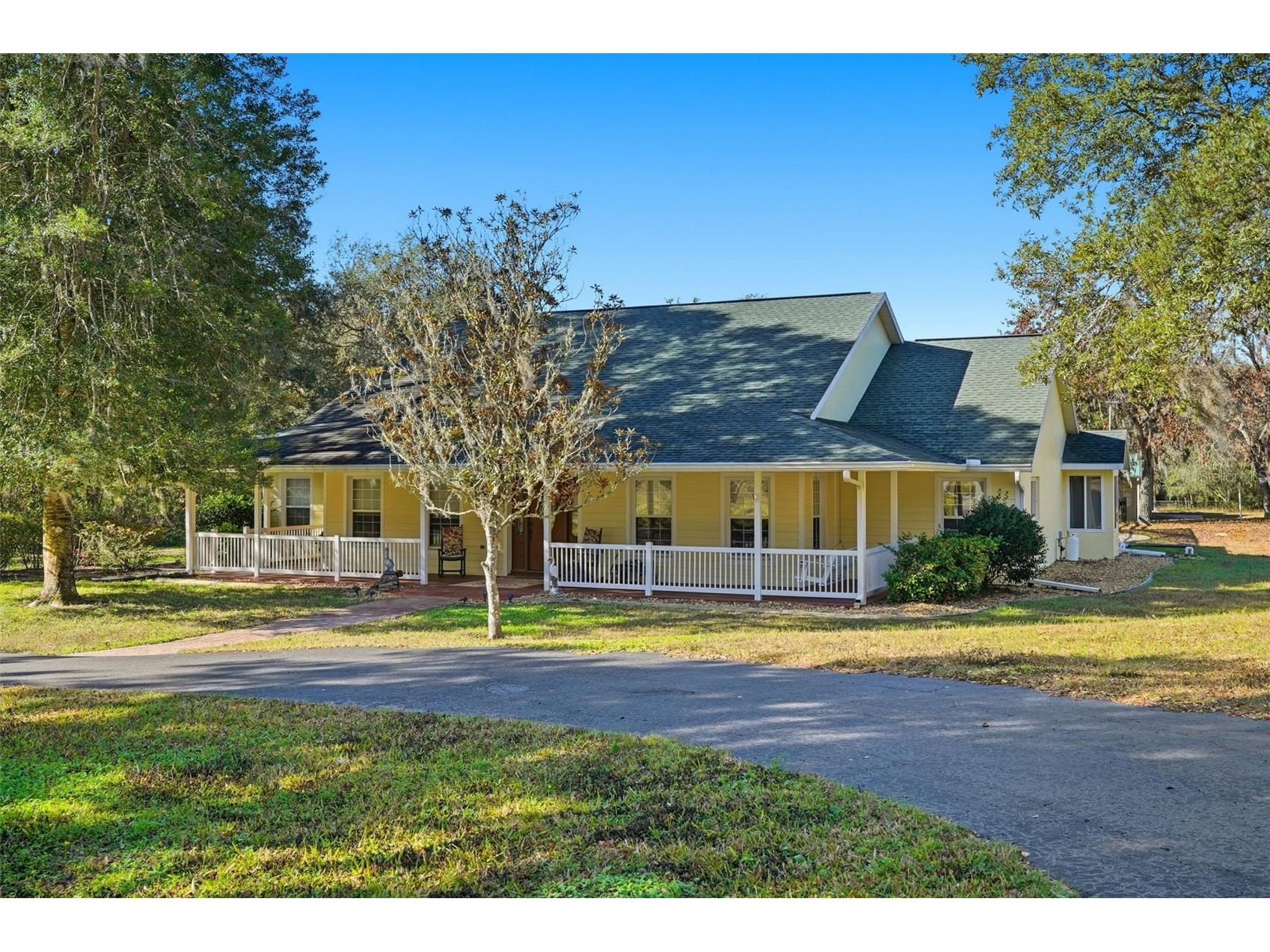 340 N Hedrick Avenue Lecanto FL 34461 TB8463363 image1