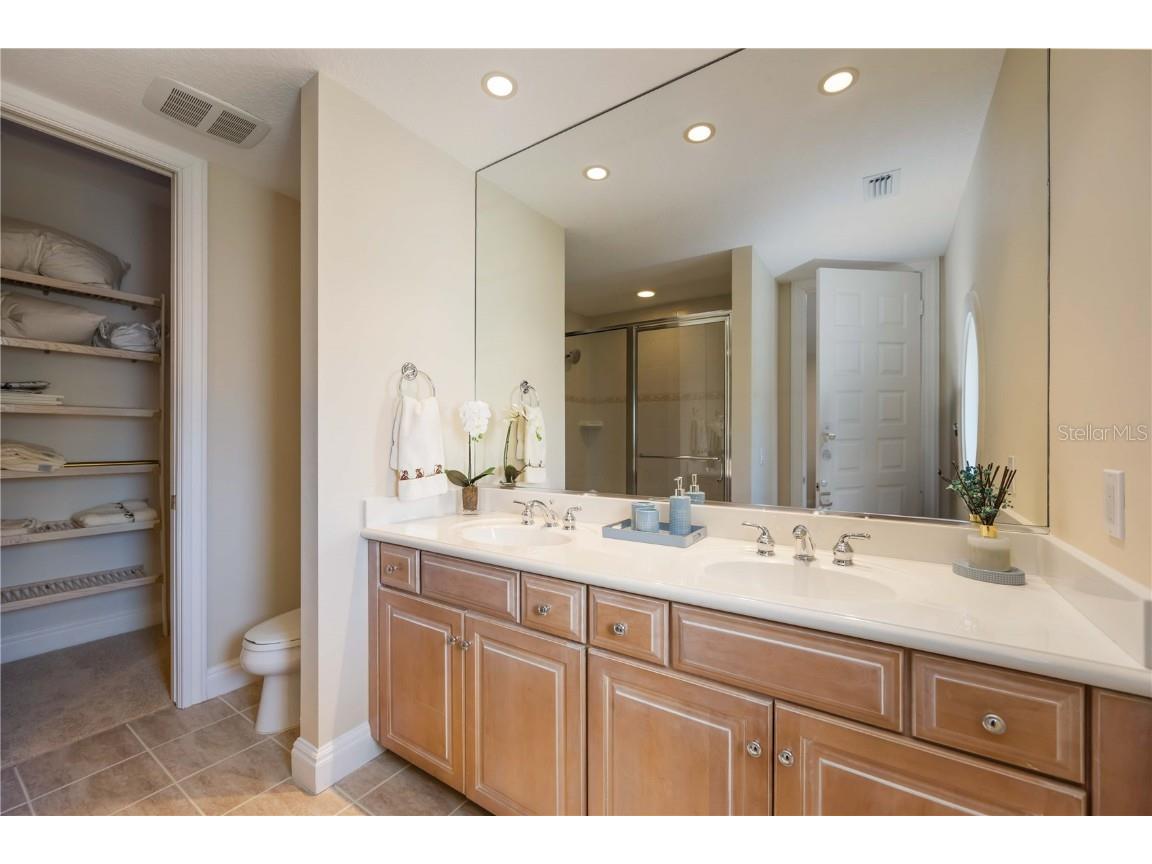 340 Osprey Point Dr Osprey FL 34229 - North Creek A4647690 image30