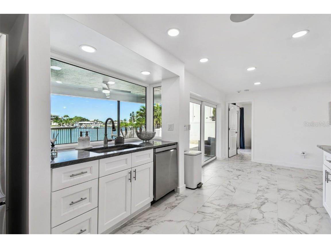 340 Palm Island NE Clearwater Beach FL 33767 TB8438663 image14