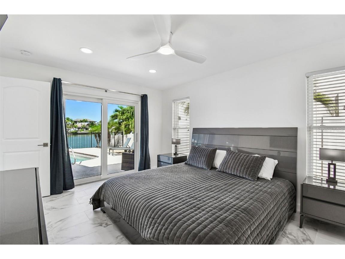 340 Palm Island NE Clearwater Beach FL 33767 TB8438663 image27