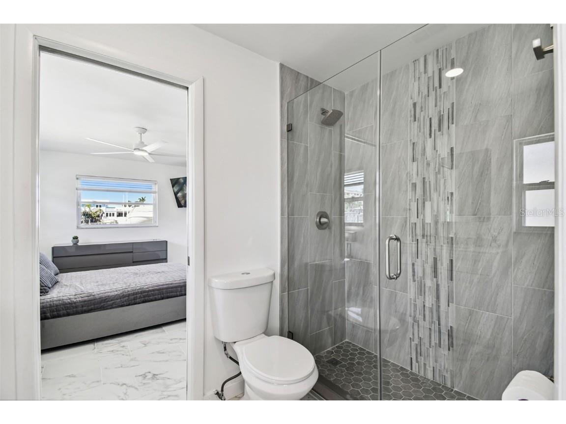 340 Palm Island NE Clearwater Beach FL 33767 TB8438663 image42