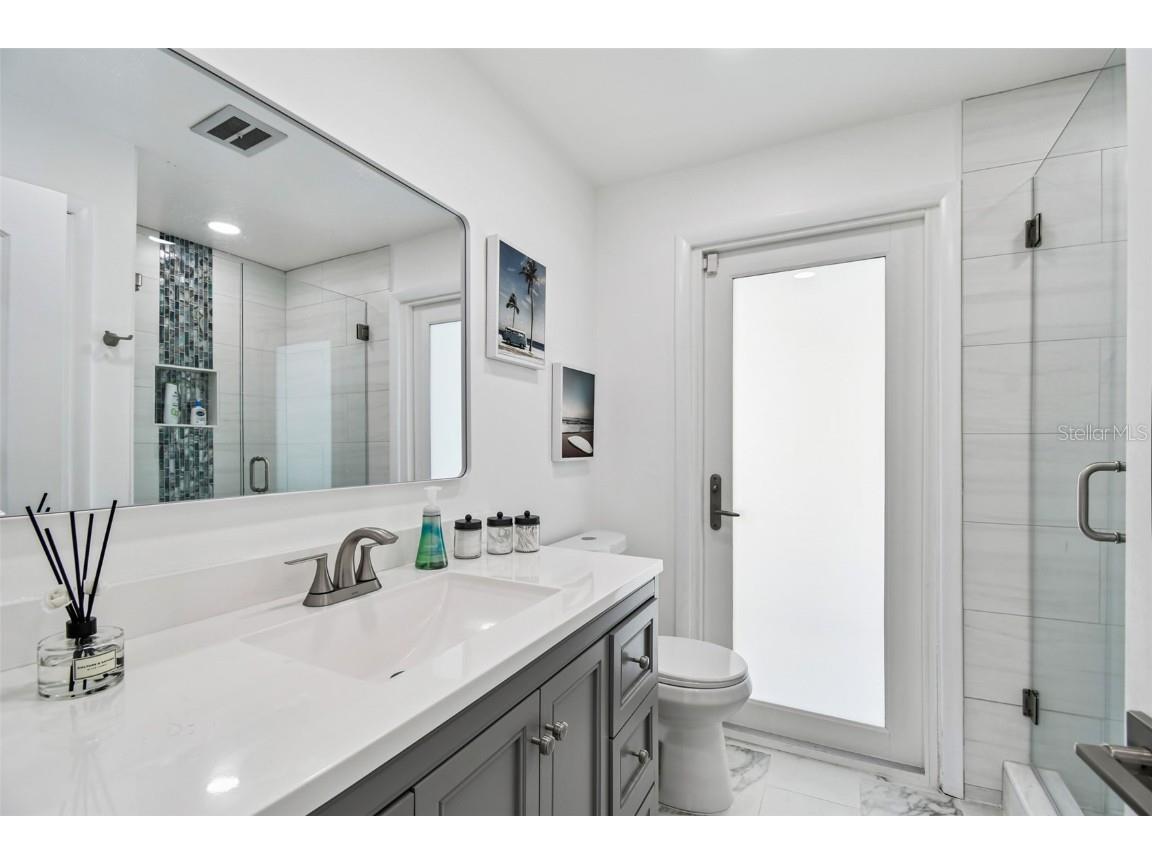 340 Palm Island NE Clearwater Beach FL 33767 TB8438663 image49