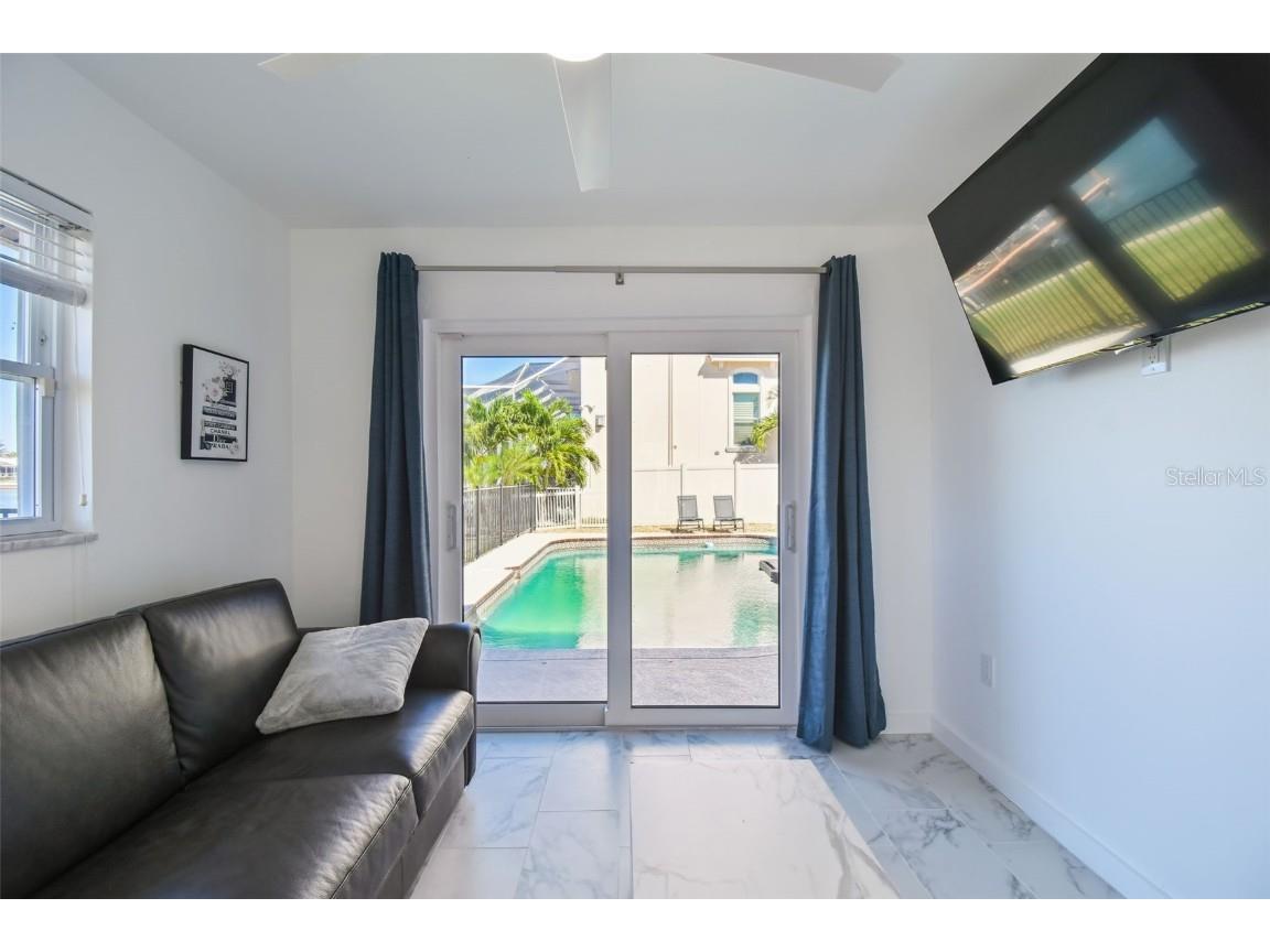 340 Palm Island NE Clearwater Beach FL 33767 TB8438663 image55