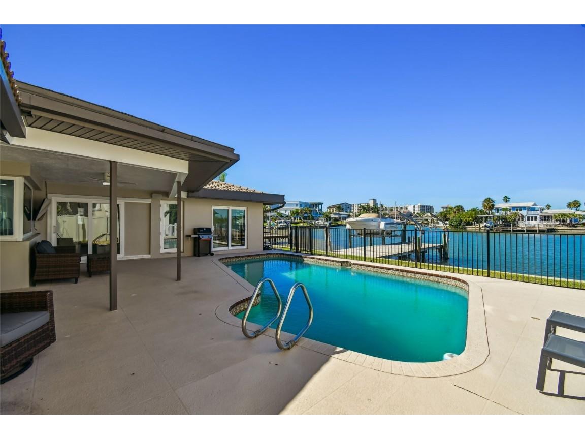 340 Palm Island NE Clearwater Beach FL 33767 TB8438663 image58