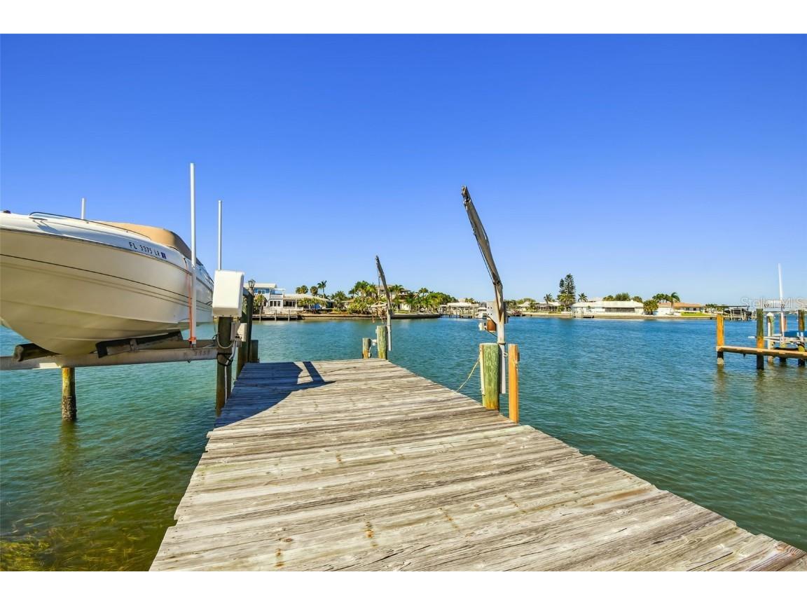 340 Palm Island NE Clearwater Beach FL 33767 TB8438663 image71