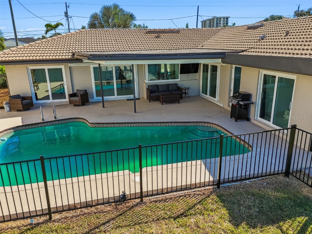 340 Palm Island NE Clearwater Beach FL 33767 TB8438663 image76