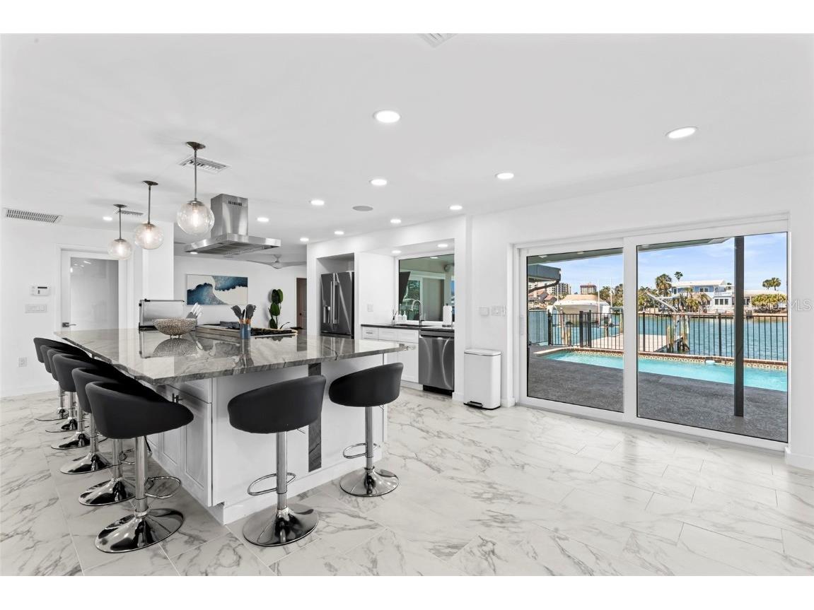 340 Palm Island NE Clearwater FL 33767 TB8361277 image10