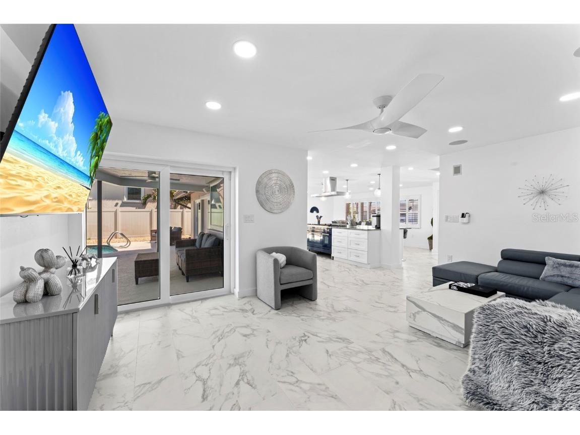 340 Palm Island NE Clearwater FL 33767 TB8361277 image15