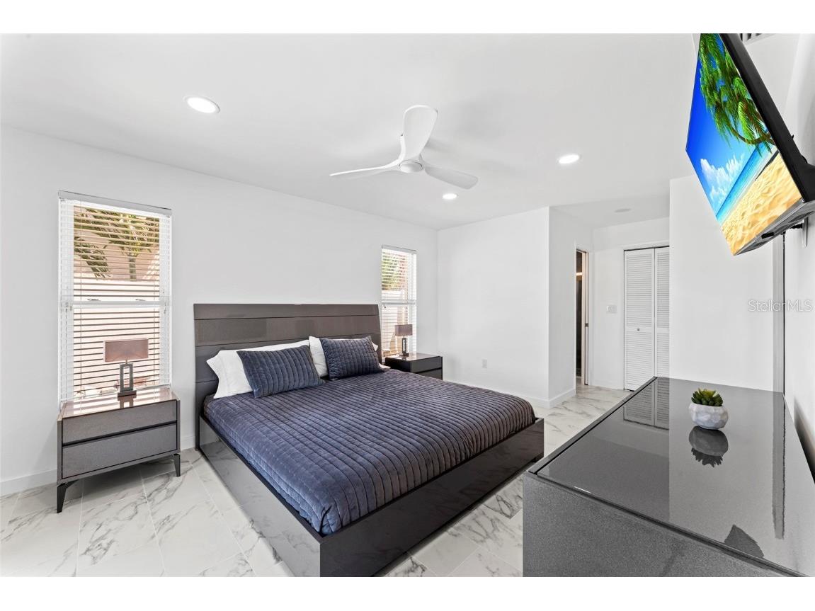 340 Palm Island NE Clearwater FL 33767 TB8361277 image16