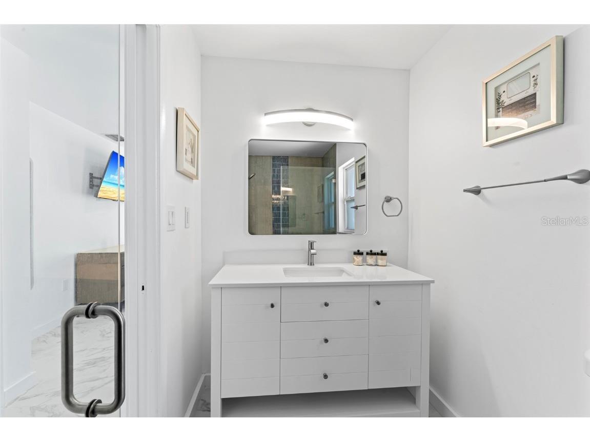 340 Palm Island NE Clearwater FL 33767 TB8361277 image17