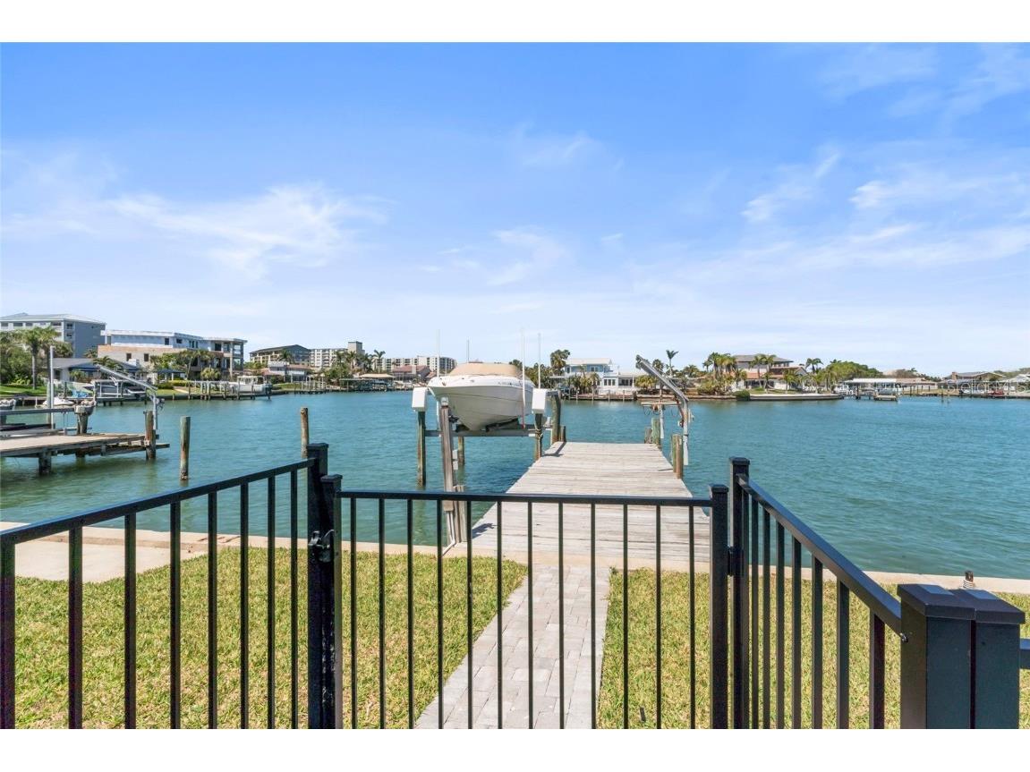 340 Palm Island NE Clearwater FL 33767 TB8361277 image31