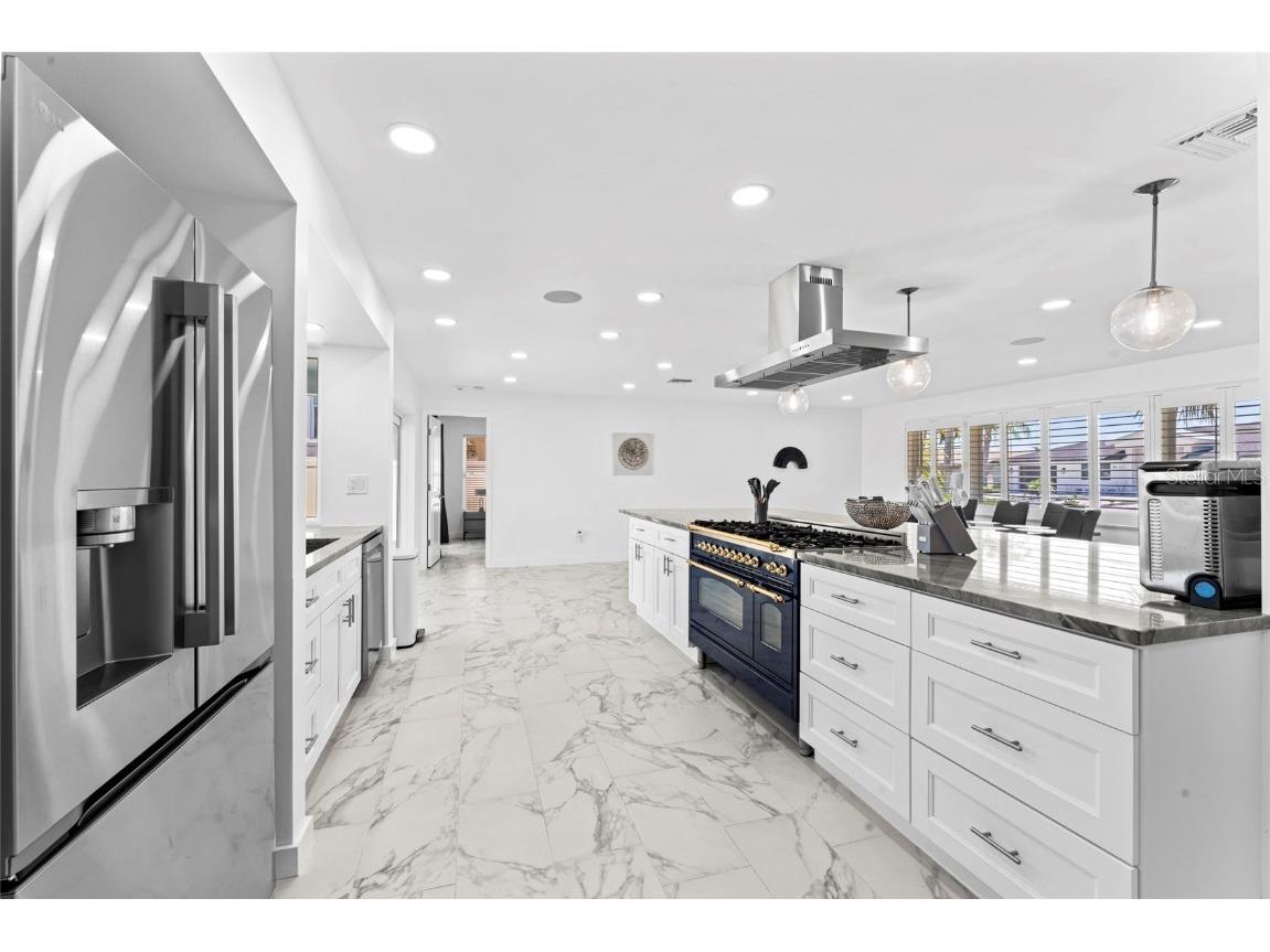 340 Palm Island NE Clearwater FL 33767 TB8361277 image8