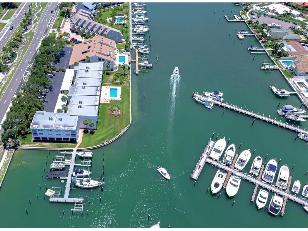 340 Pinellas Bayway S #304 Saint Petersburg FL 33715 - THE GRAND CANAL TB8399115 image2