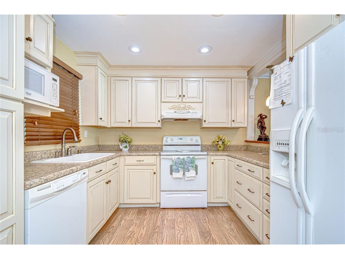 340 Pinellas Bayway S #304 Saint Petersburg FL 33715 - THE GRAND CANAL TB8399115 image9