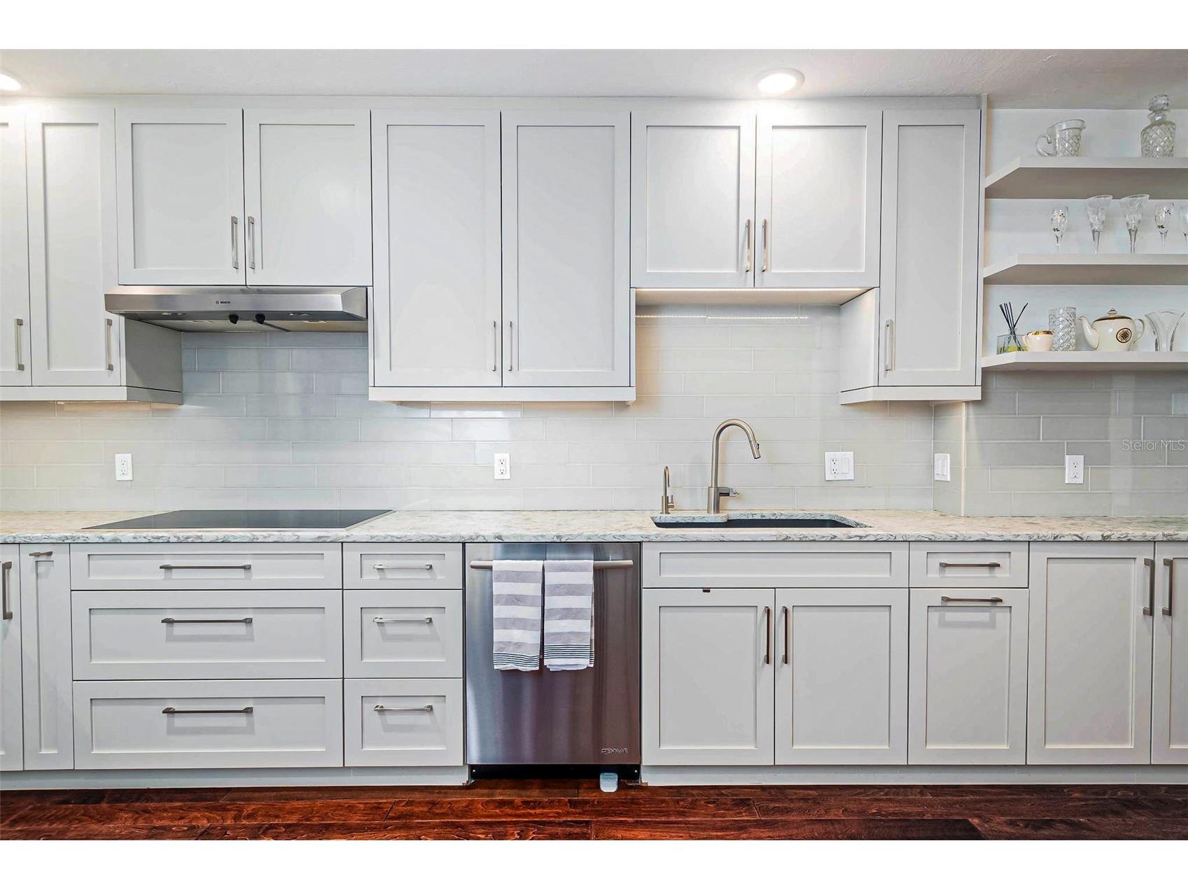 340 S Palm Avenue #11 Sarasota FL 34236 - SARASOTA BAY O6355814 image10