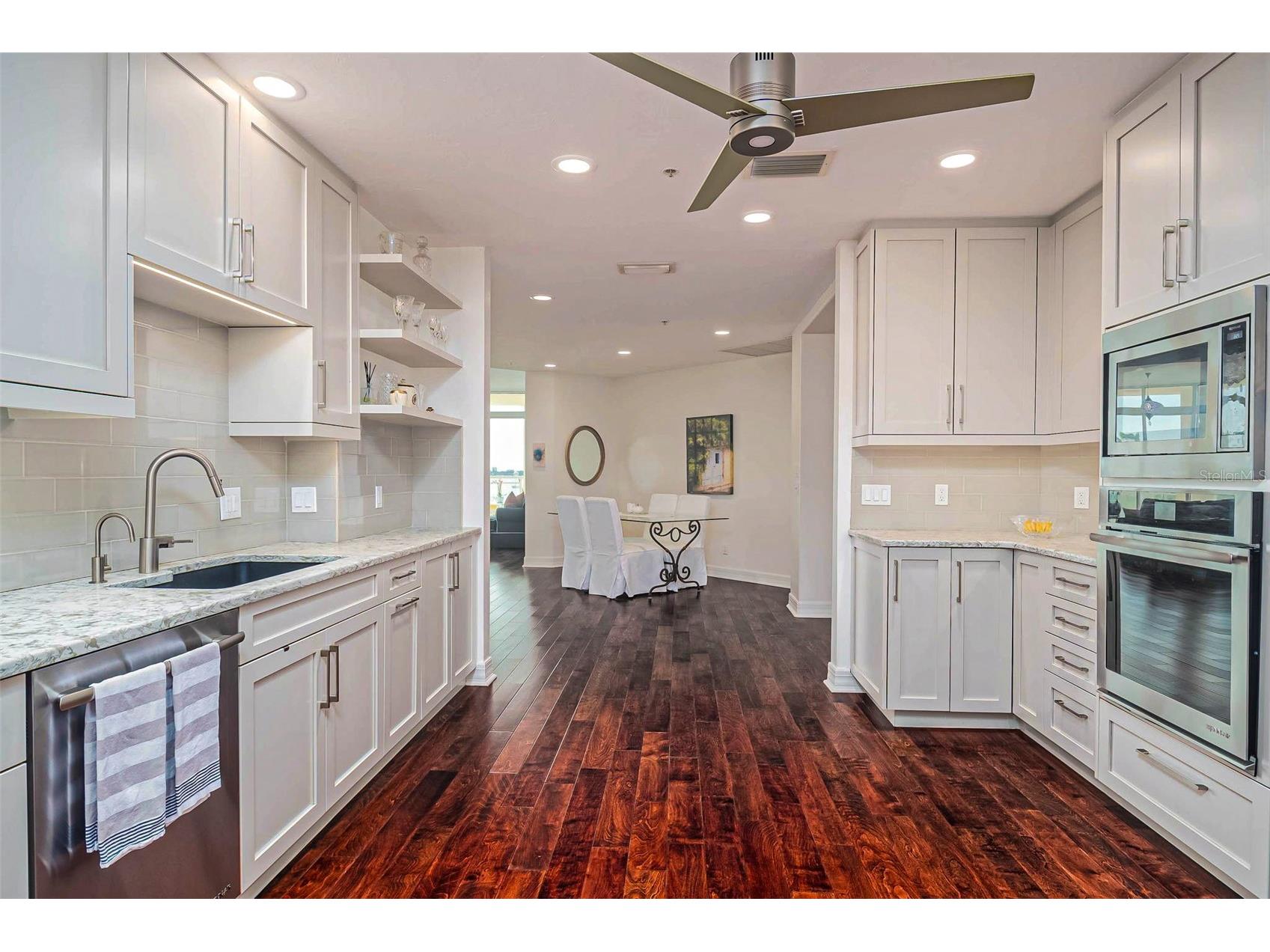 340 S Palm Avenue #11 Sarasota FL 34236 - SARASOTA BAY O6355814 image12