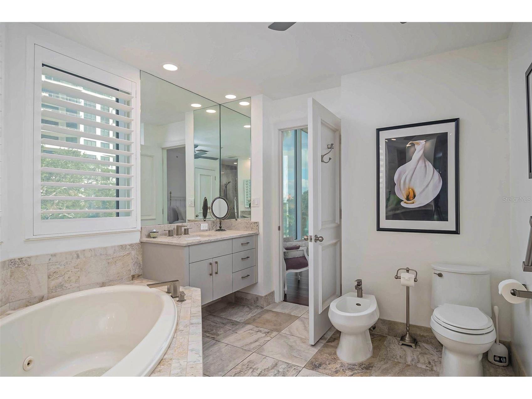 340 S Palm Avenue #11 Sarasota FL 34236 - SARASOTA BAY O6355814 image28