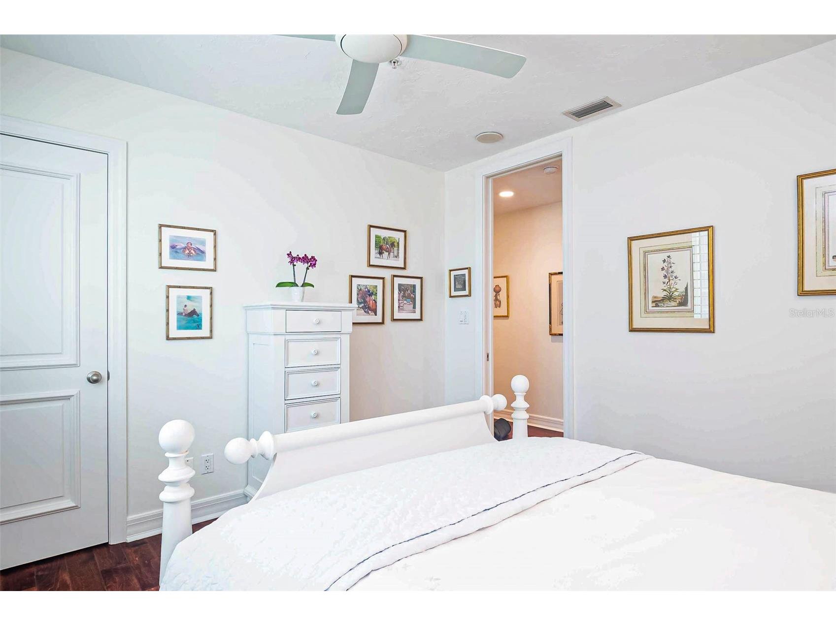 340 S Palm Avenue #11 Sarasota FL 34236 - SARASOTA BAY O6355814 image31