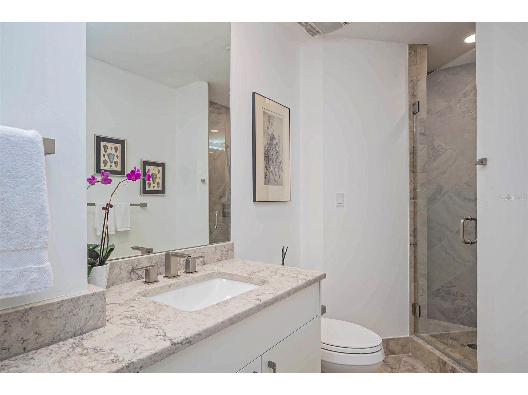 340 S Palm Avenue #11 Sarasota FL 34236 - SARASOTA BAY O6355814 image32