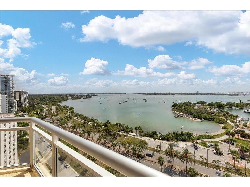 340 S Palm Avenue #121 Sarasota FL 34236 - SARASOTA BAY & GULF OF MEXICO A4628152 image1