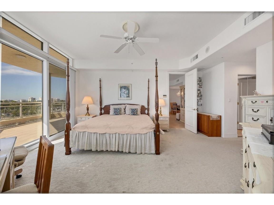 340 S Palm Avenue #32 Sarasota FL 34236 A4670760 image16