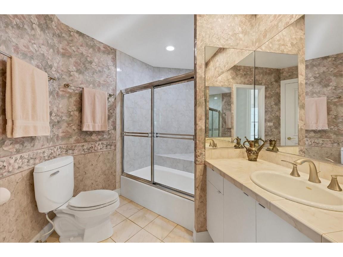 340 S Palm Avenue #32 Sarasota FL 34236 A4670760 image22