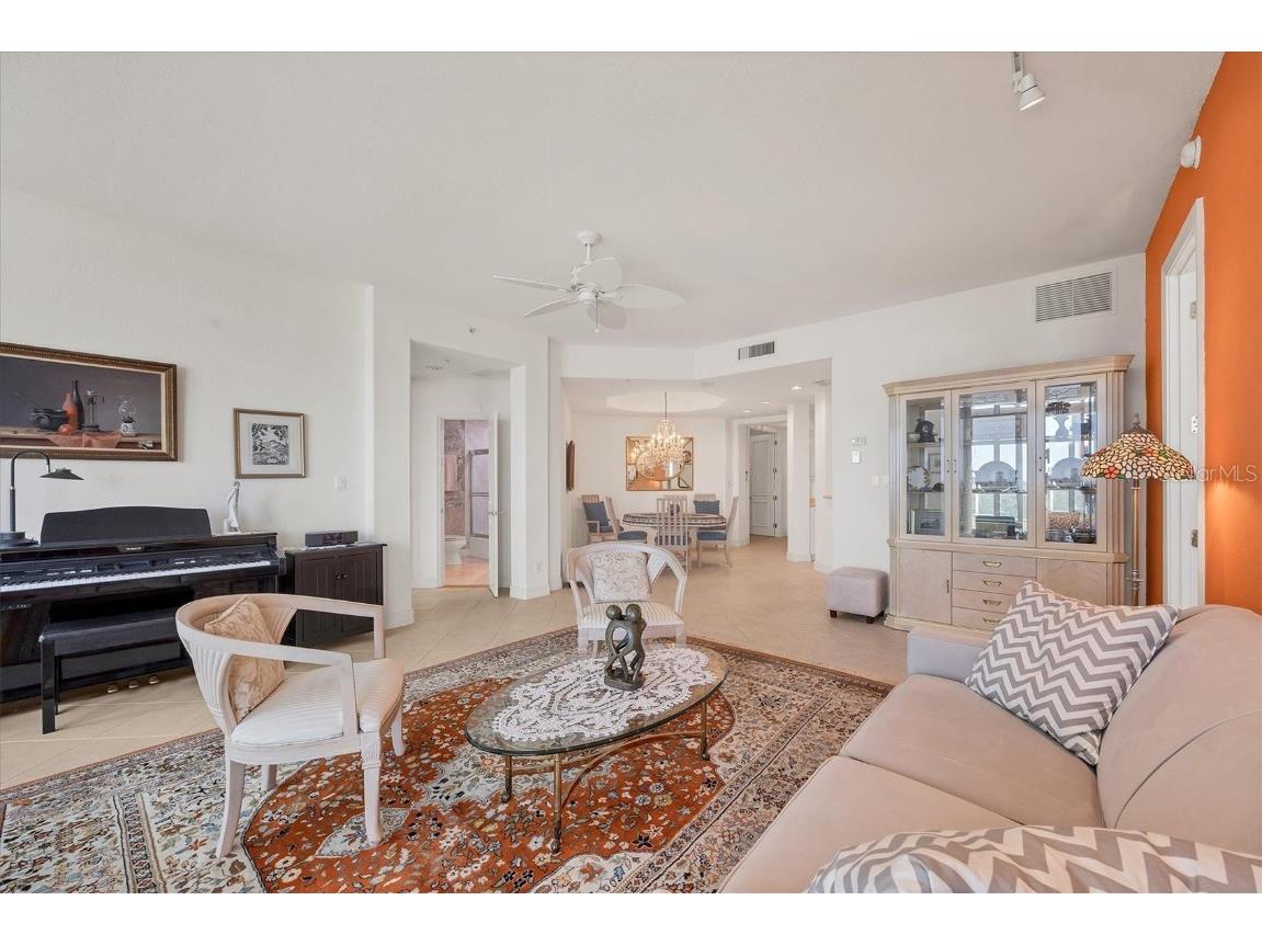 340 S Palm Avenue #32 Sarasota FL 34236 A4670760 image9