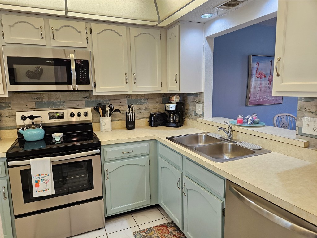 340 Three Lakes Lane #F Venice FL 34285 N6141211 image25