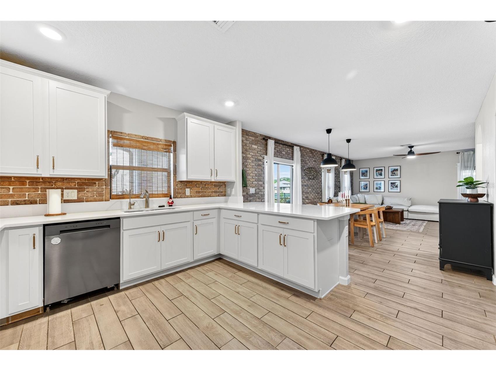 340 Wiregrass Avenue Melbourne FL 32904 V4948969 image13