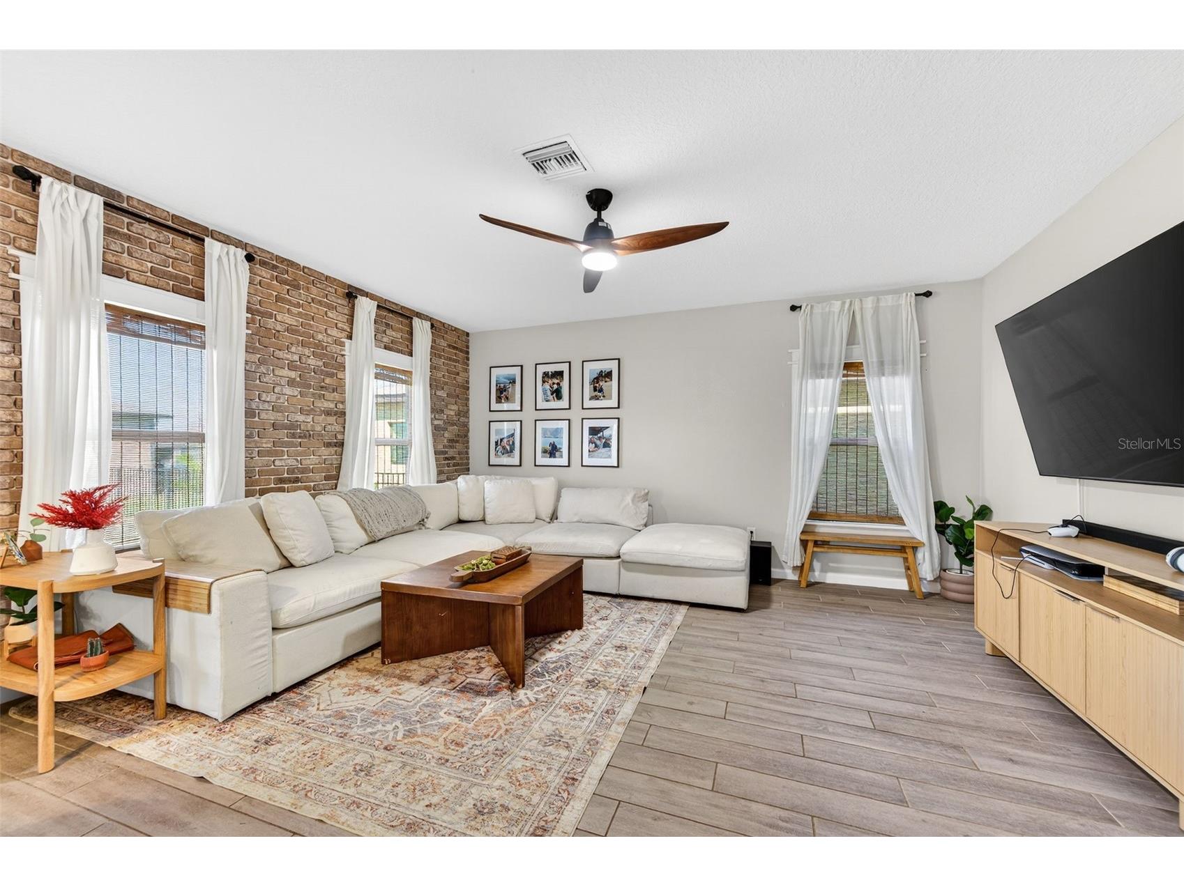 340 Wiregrass Avenue Melbourne FL 32904 V4948969 image19