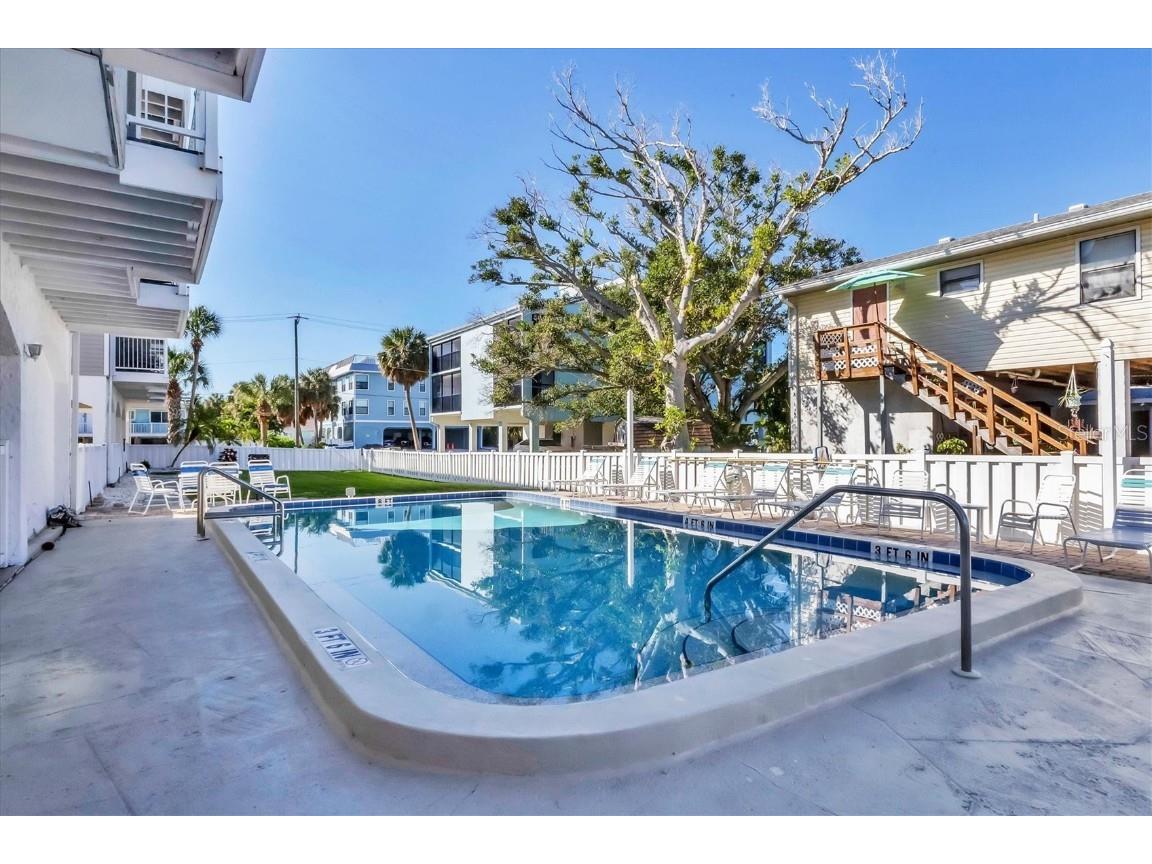 3400 6th Avenue #7 Holmes Beach FL 34217 A4669482 image37