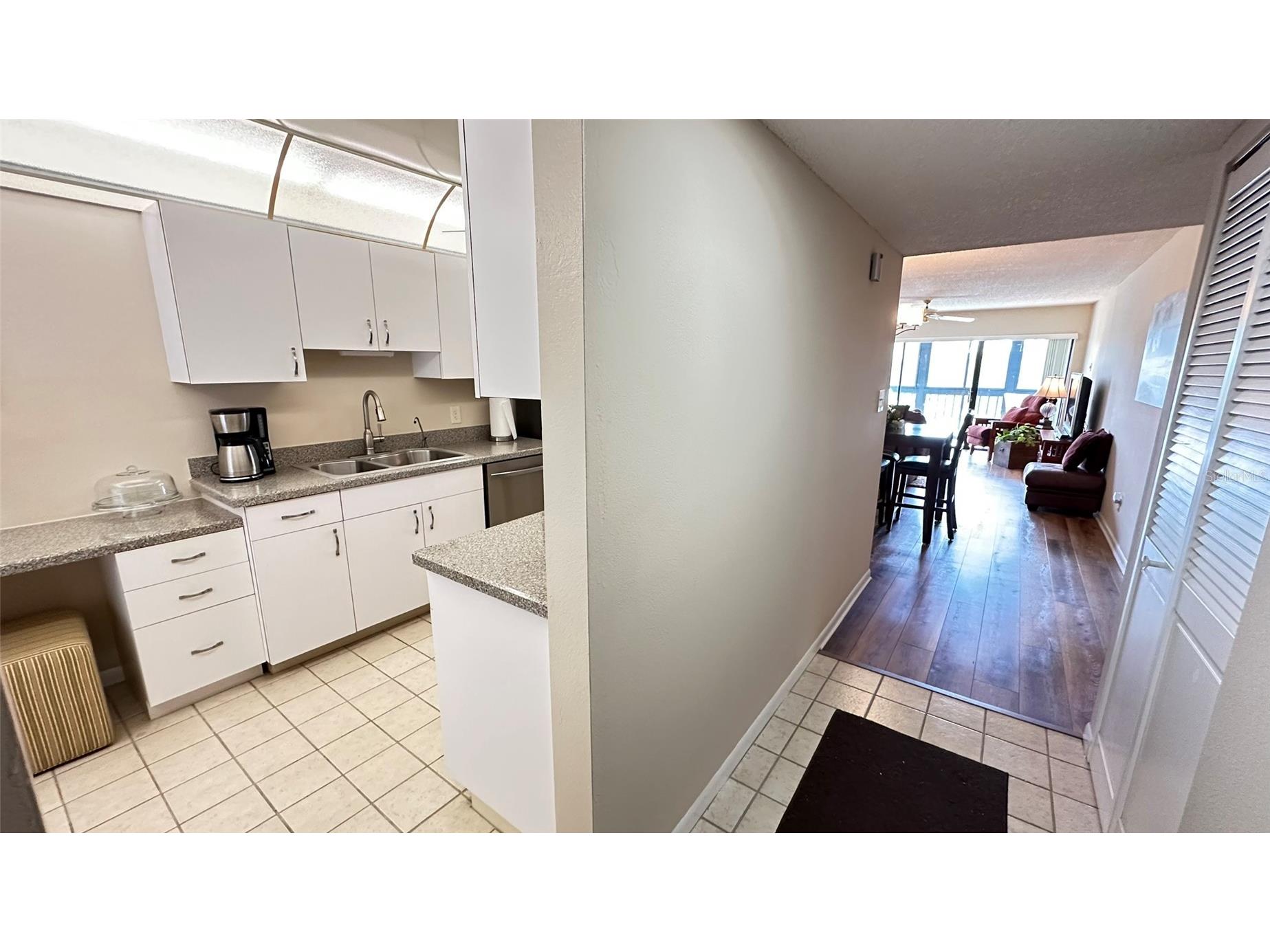 3400 Cove Cay Drive #4E Clearwater FL 33760 - TAMPA BAY-BAYSIDE BRIDGE TB8518074 image12