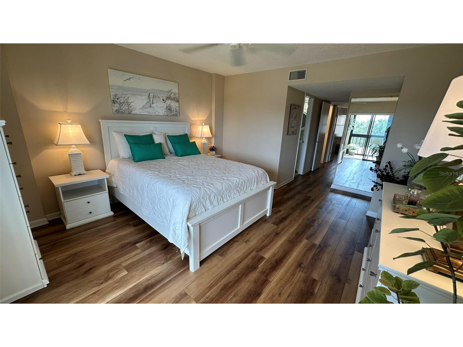 3400 Cove Cay Drive #4E Clearwater FL 33760 - TAMPA BAY-BAYSIDE BRIDGE TB8518074 image25