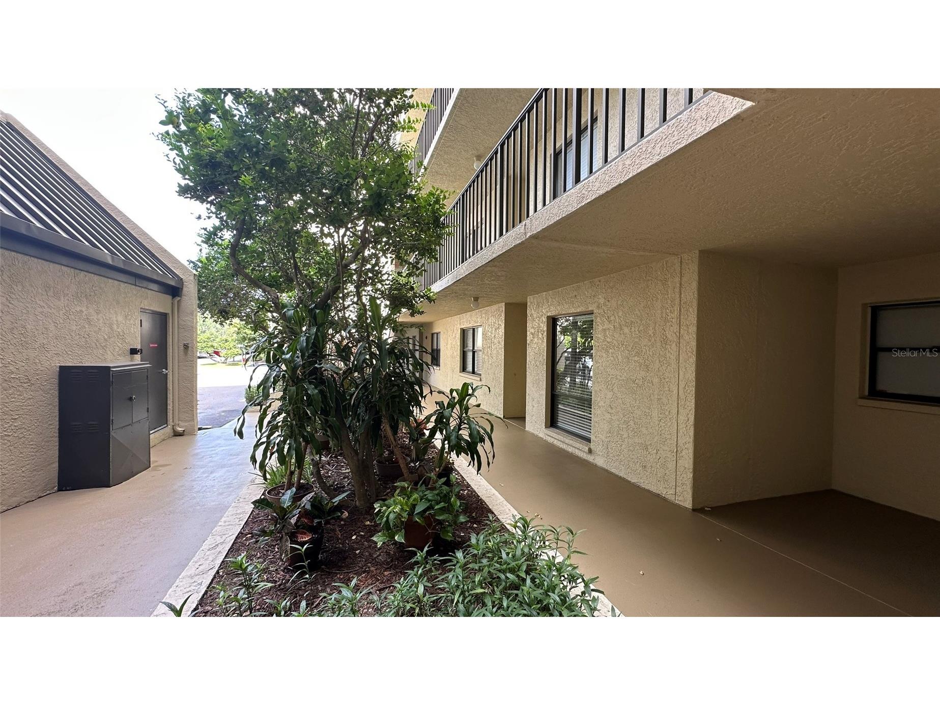 3400 Cove Cay Drive #4E Clearwater FL 33760 - TAMPA BAY-BAYSIDE BRIDGE TB8518074 image55