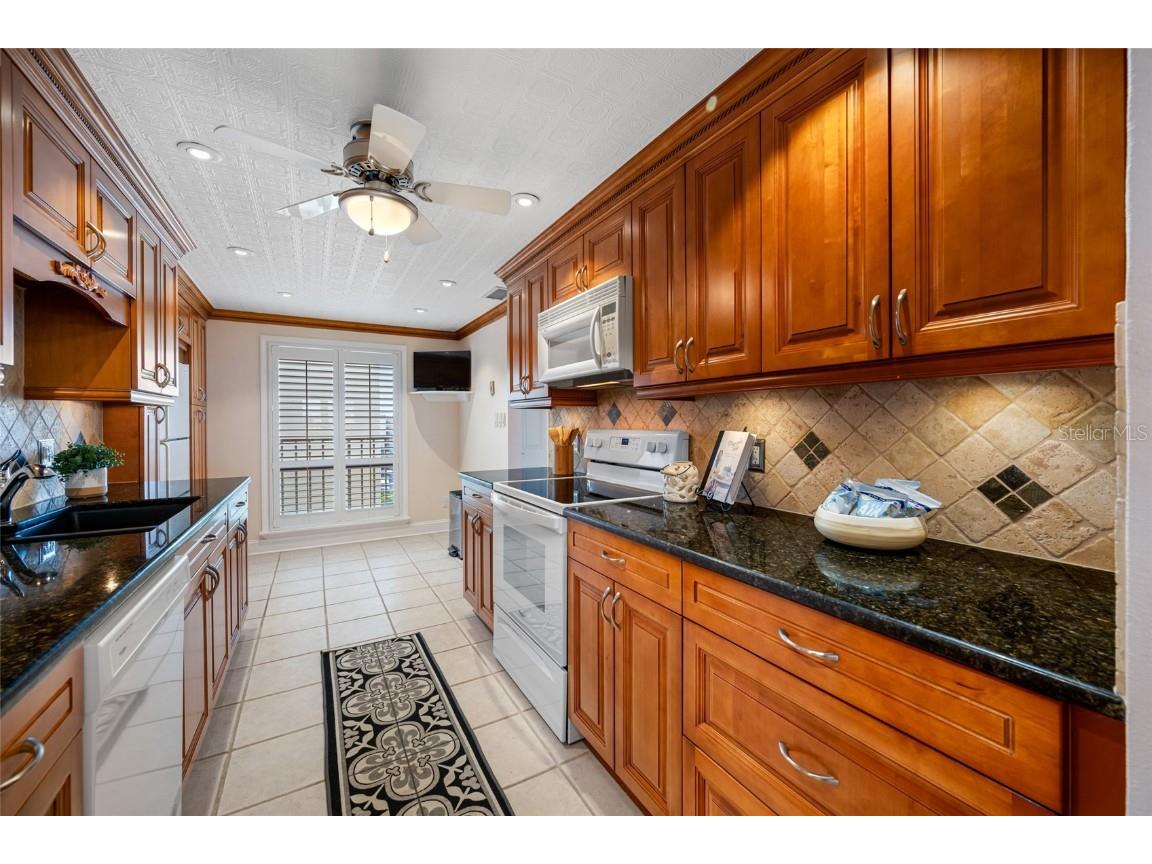 3400 Cove Cay Drive #7C Clearwater FL 33760 TB8436103 image10