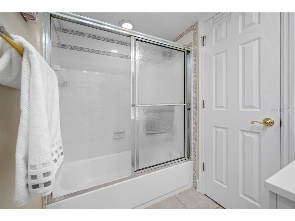 3400 Cove Cay Drive #7C Clearwater FL 33760 TB8436103 image32