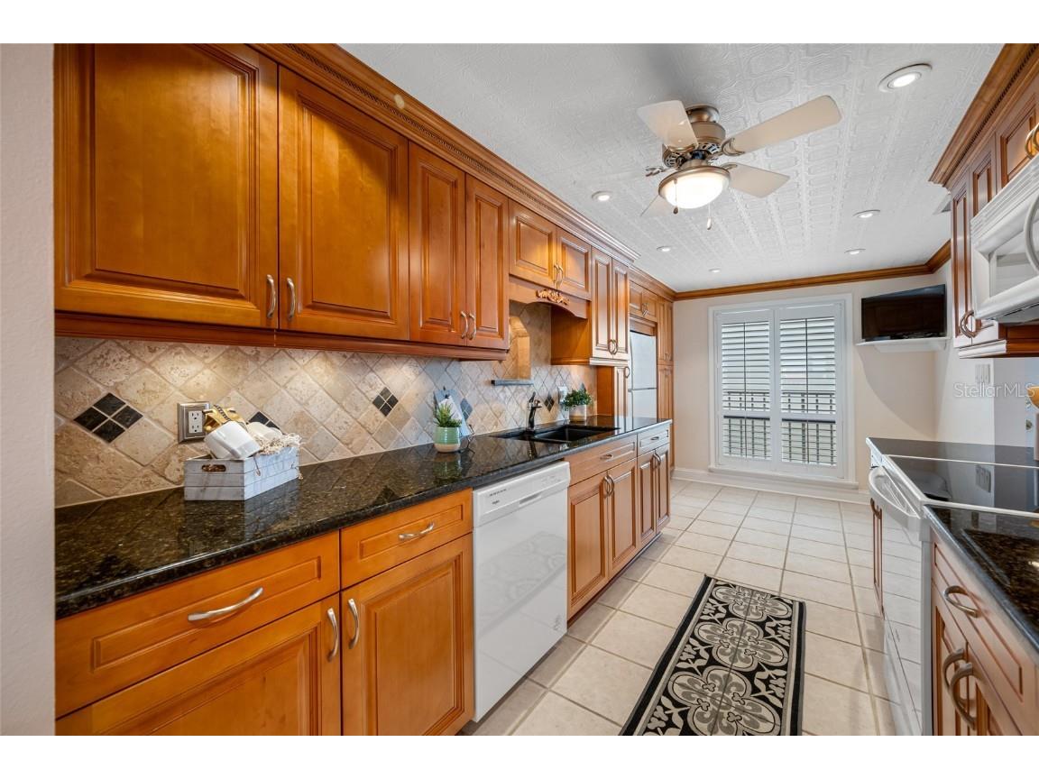 3400 Cove Cay Drive #7C Clearwater FL 33760 TB8436103 image8