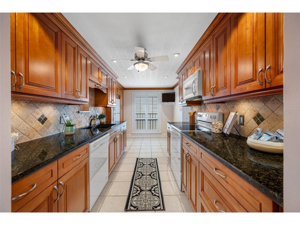 3400 Cove Cay Drive #7C Clearwater FL 33760 TB8436103 image9