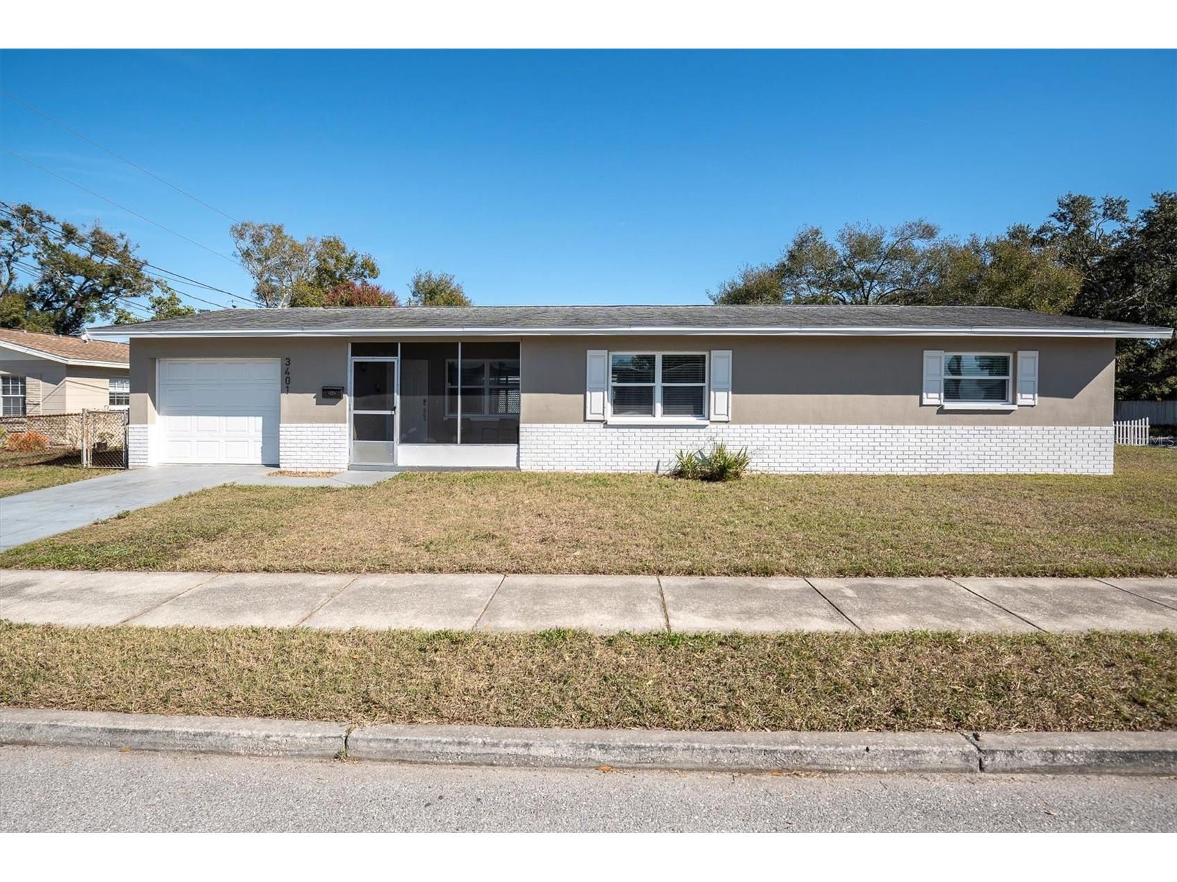 3401 37th Street N Saint Petersburg FL 33713 TB8479123 image1