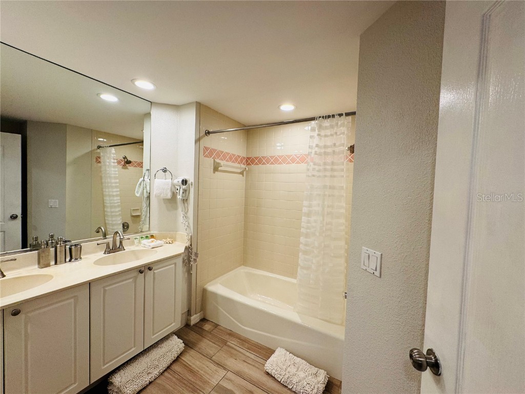 3401 54th Drive W #104 Bradenton FL 34210 A4627582 image20