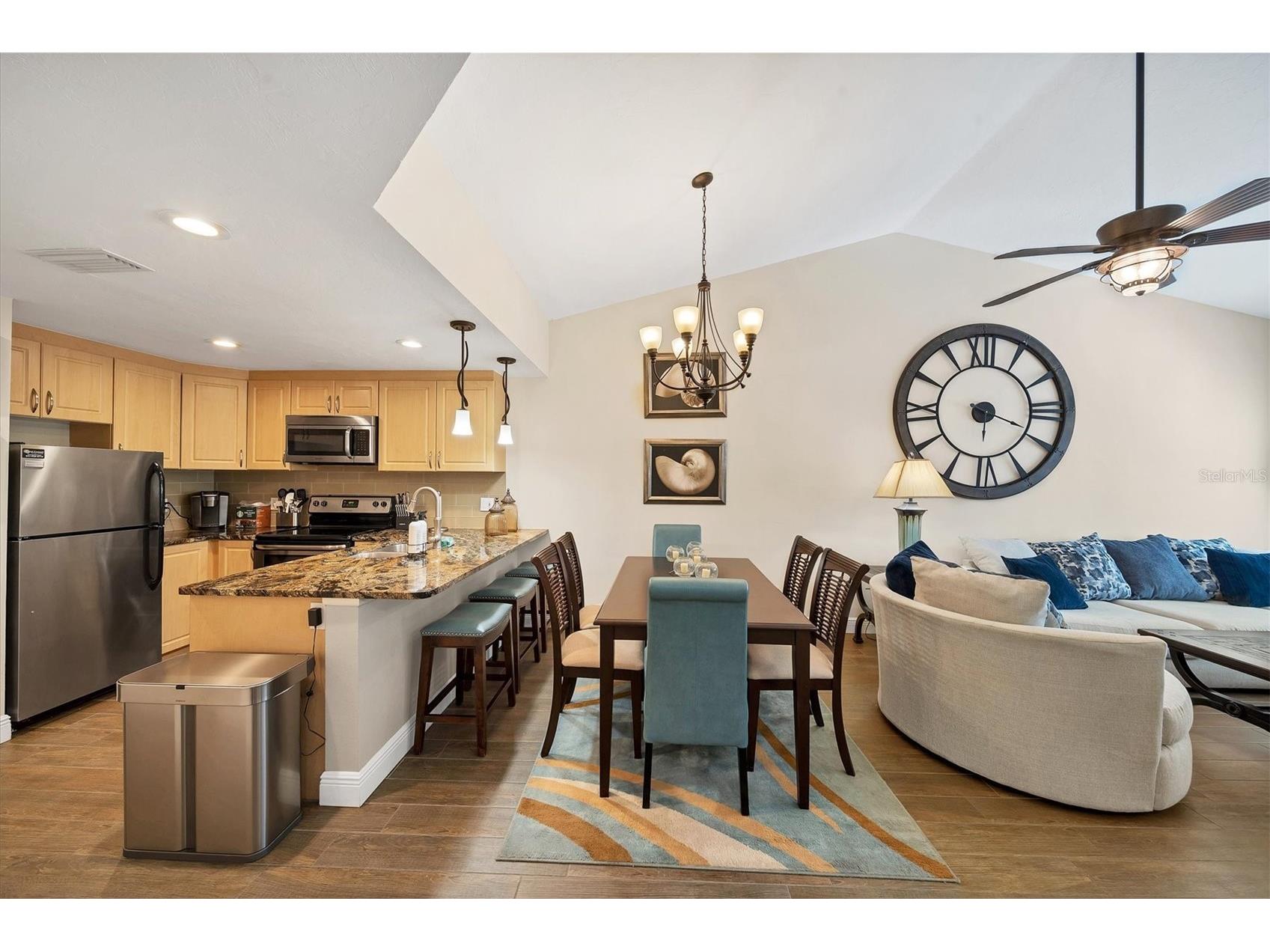 3401 54th Drive W #202 Bradenton FL 34210 A4696645 image8