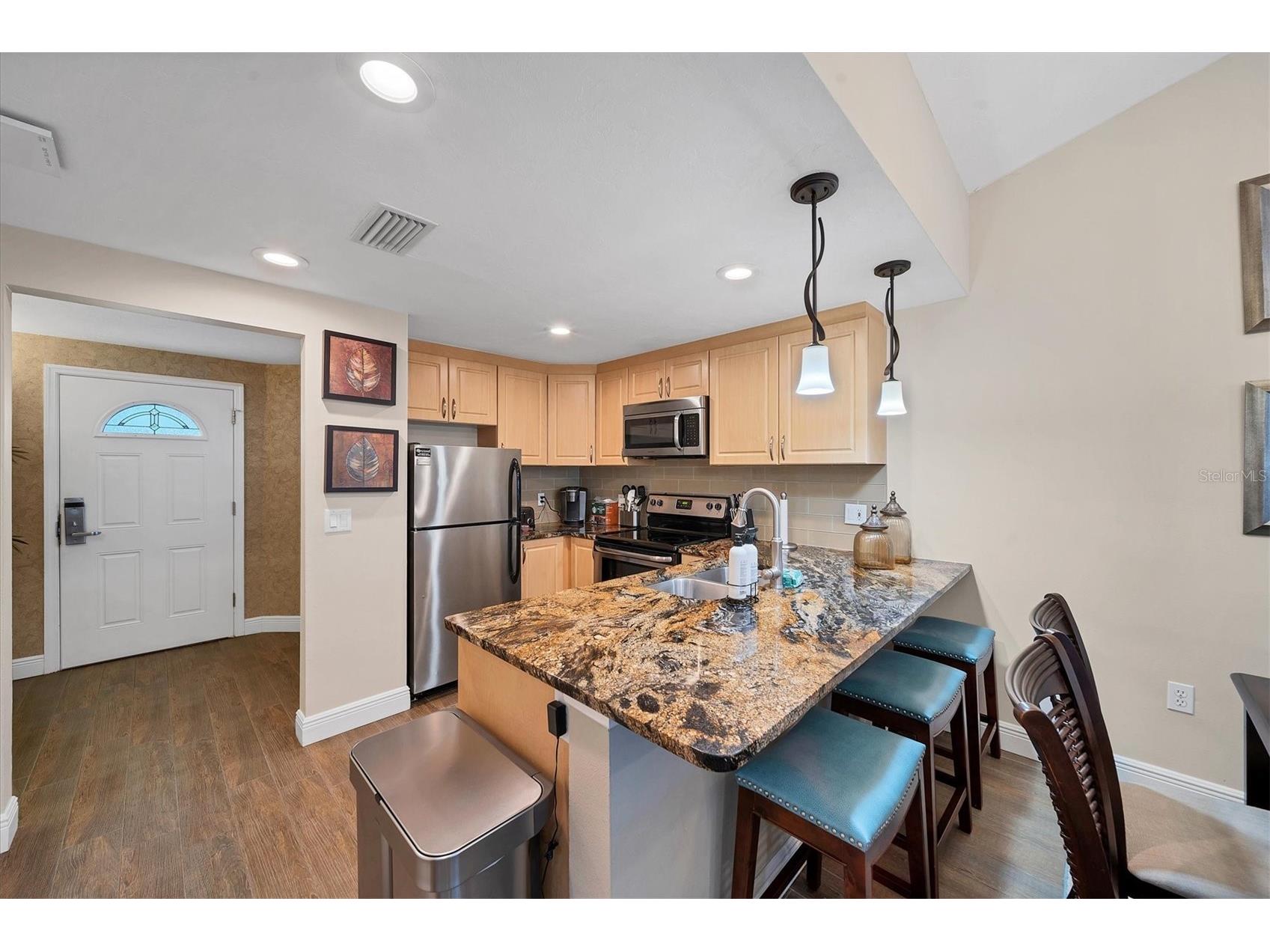 3401 54th Drive W #202 Bradenton FL 34210 A4696645 image9