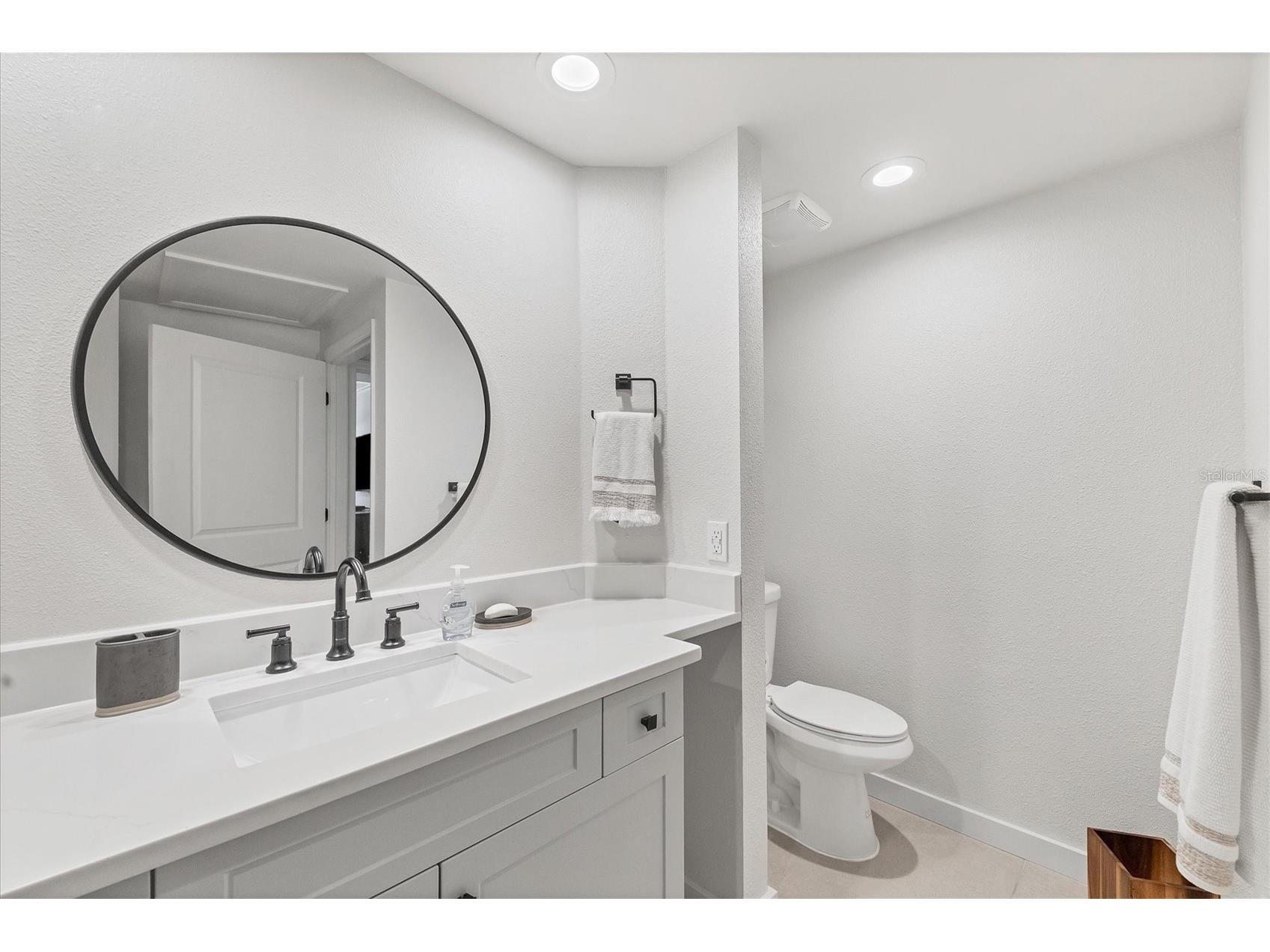 3401 54th Drive W #203 Bradenton FL 34210 A4689792 image21
