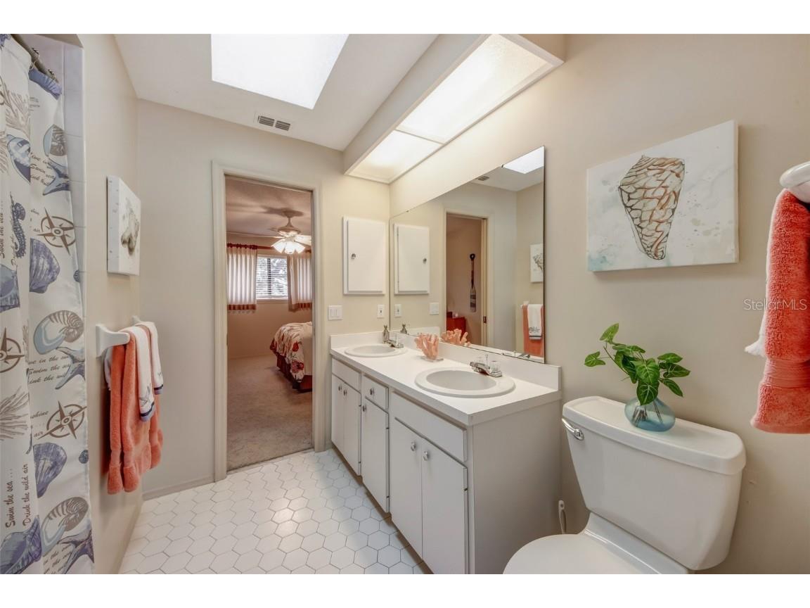 3401 Avenida Madera #B Bradenton FL 34210 A4668675 image13