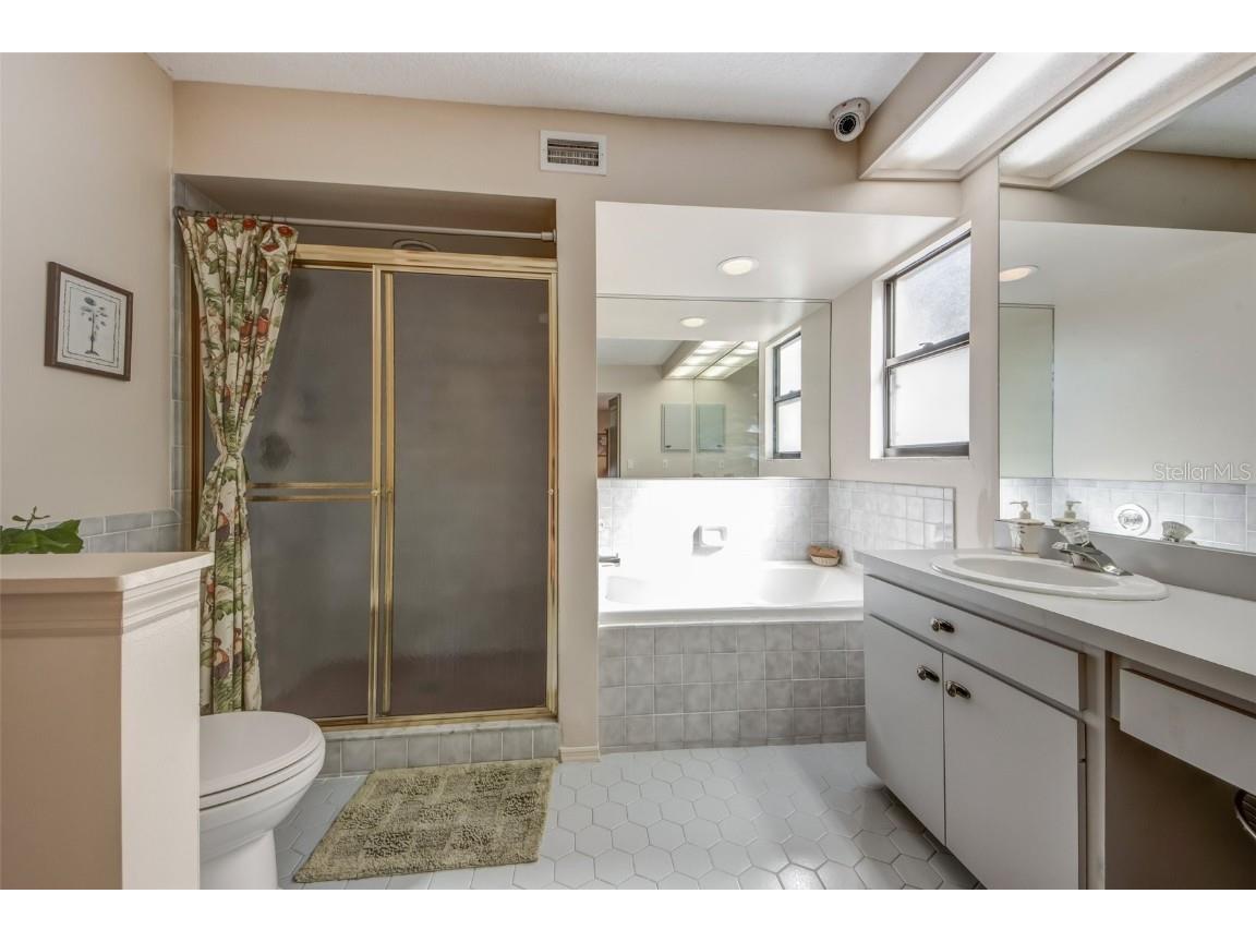 3401 Avenida Madera #B Bradenton FL 34210 A4668675 image15