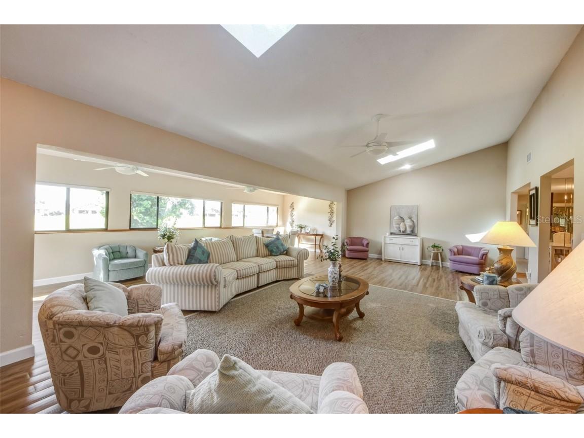 3401 Avenida Madera #B Bradenton FL 34210 A4668675 image25