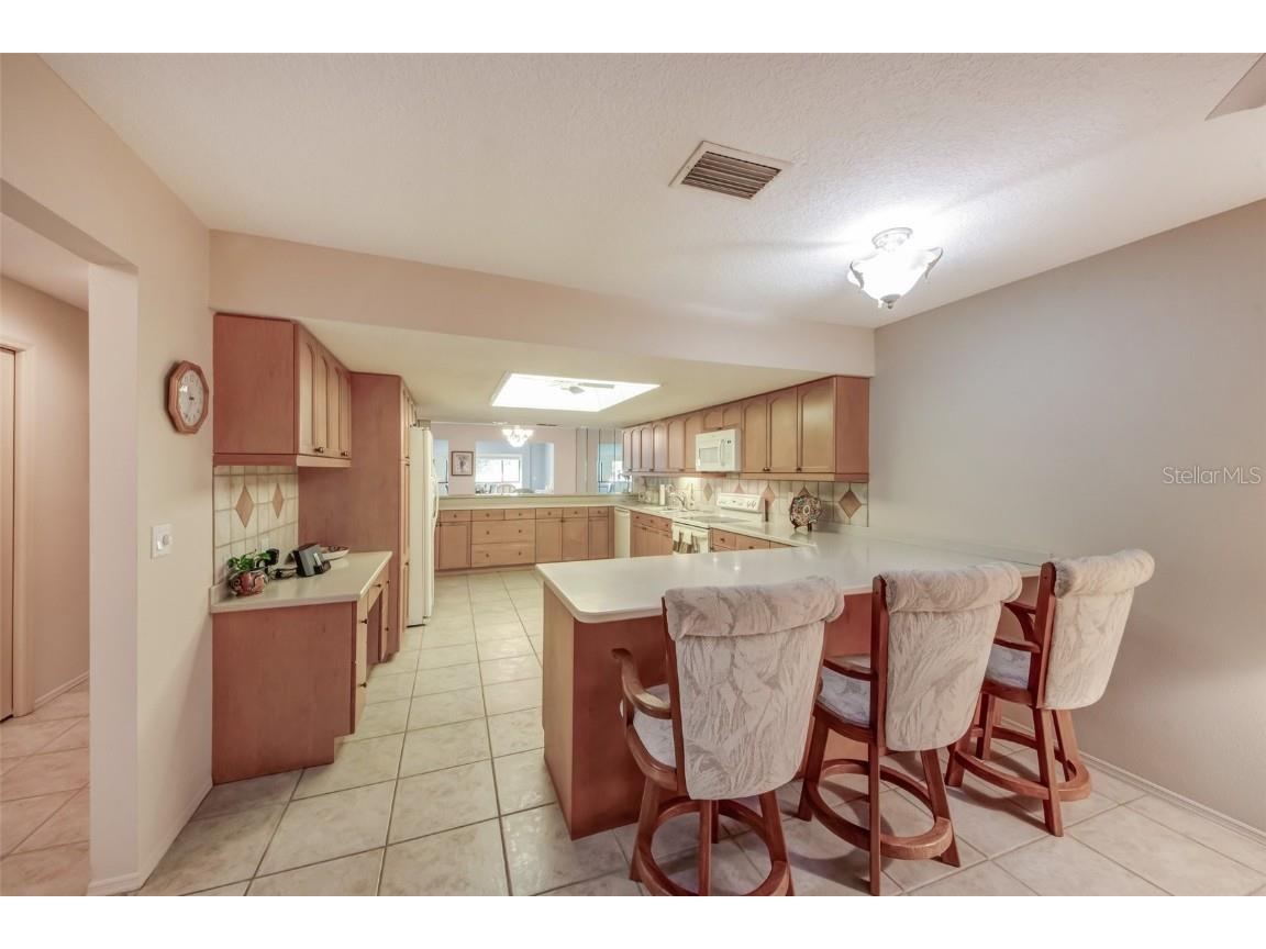 3401 Avenida Madera #B Bradenton FL 34210 A4668675 image37