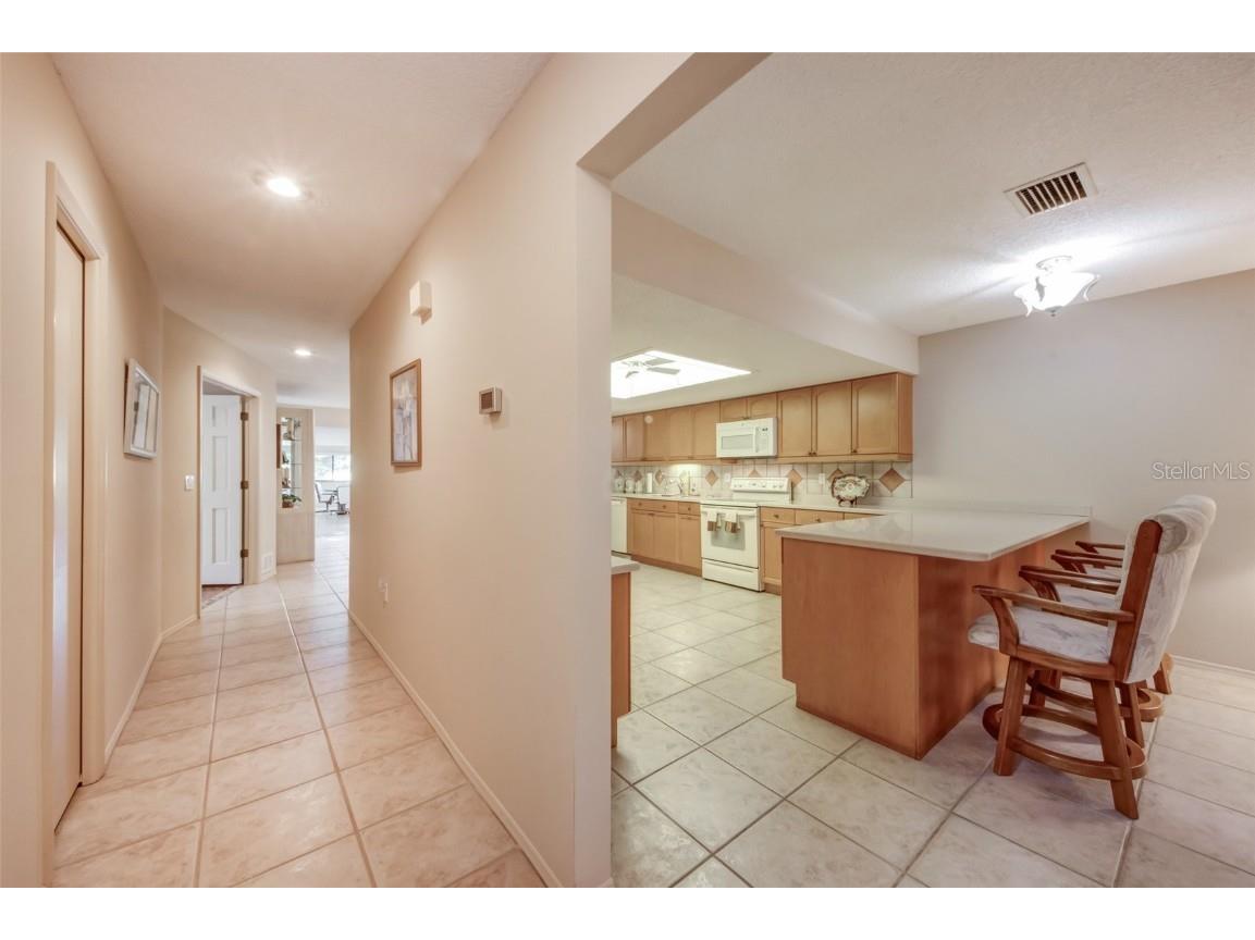 3401 Avenida Madera #B Bradenton FL 34210 A4668675 image38